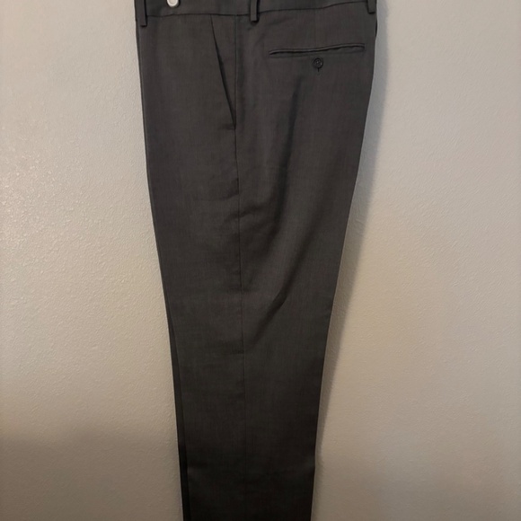 Express Men’s Photographer Slim Suit - Picture 9 of 11